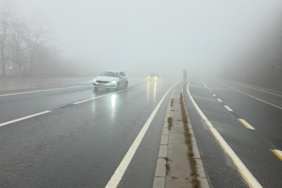 Yoğun sis Bolu Dağı'nı kapladı