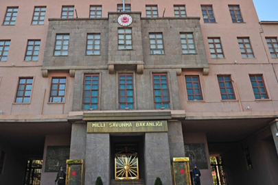 MSB: "Türk hava sahasına giren balistik füze imha edildi"