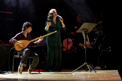 Serenad Bağcan ile 'Caz Pazarı’