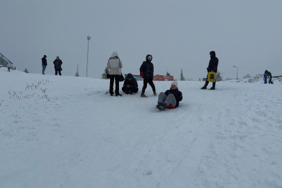 Uludağ’da Mart sürprizi: Kar kalınlığı 2 metreye yaklaştı!