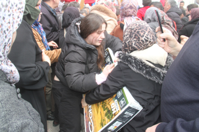 6 bin liralık TV 1750 lira olunca... Vatandaşlar birbirini ezdi!