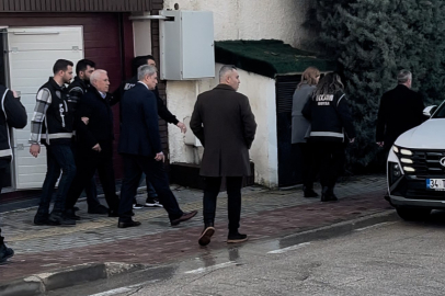 Mustafa Bozbey gözaltına alındı