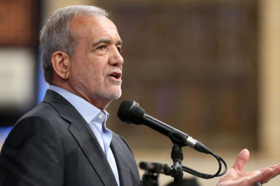 Pezeşkiyan'dan AB'ye Hürmüz resti: "Saldırılar durmazsa boğaz açılmaz!"