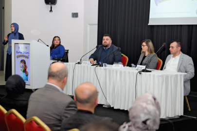 Otizmli Gençlerin başarı hikayesi Bursa’da konuşuldu: "Biz de varız!"