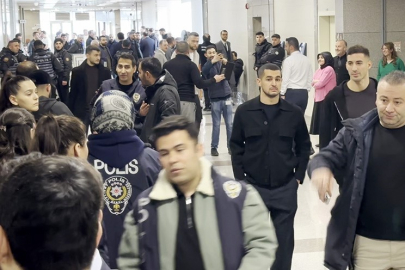Fenerbahçe tek yürek adliyede: Mert Hakan Yandaş’ın yargılanmasına başlandı.