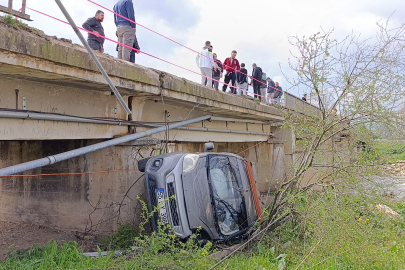 Bursa’da zincirleme kaza: Araç dere yatağına uçtu!