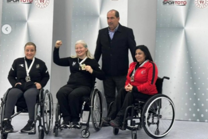 Bursalı Milli Sporcu Aysel Özgan’dan altın madalya!