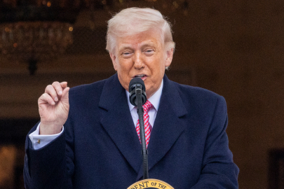 Trump: "Başkan olduğum sürece ABD üçüncü dünya ülkesi olmayacak"