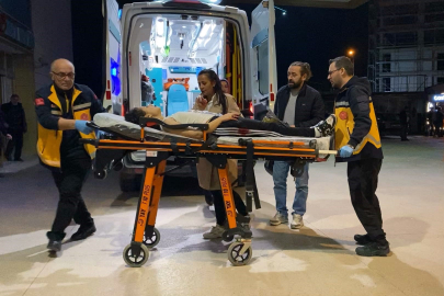 Bursa’da genç kızların bıçaklı kavgası: "Sana gitme dedim!"