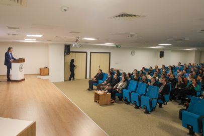 BUÜ’de strateji zirvesi: "Veri en objektif rehberimiz"