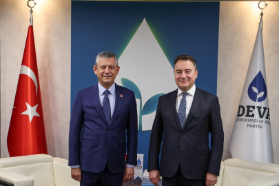 Özgür Özel ve Babacan'dan ortak ses: Ara seçim zorunlu!