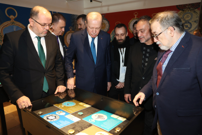 Cumhurbaşkanı Erdoğan "Muhteşem cep saatleri" sergisini gezdi