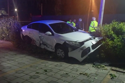 Bursa Yıldırım’da alkollü sürücü kazası: 2 araç kullanılamaz hale geldi