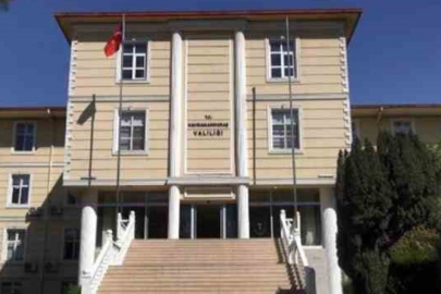 Valilikten resmi açıklama: 1 öğretmen, 3 öğrenci hayatını kaybetti