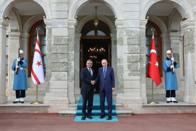 Erdoğan ve Erhürman Dolmabahçe’de bir araya geldi