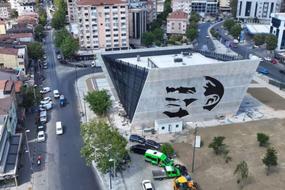 Ataşehir Belediyesine gece yarısı operasyonu: Başkan Onursal Adıgüzel dahil 18 gözaltı