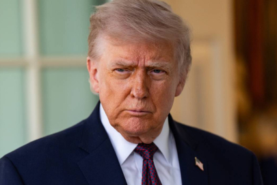 Trump’tan İran’a "Vururuz" tehdidi: "Tüm köprü ve santralleri hedef alacağız!"