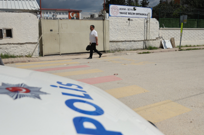 Adana'da silah sesi okulu alarma geçirdi