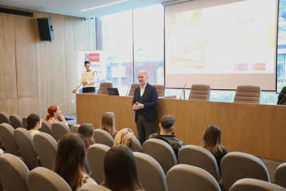 İnegöl'de Gençlere Avrupa kapısı: DiscoverEU başvuruları başladı