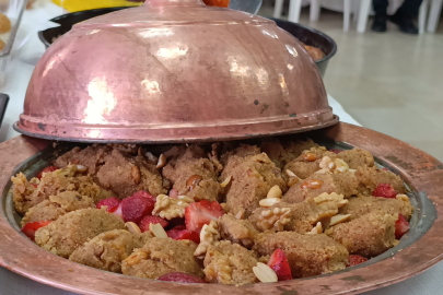 Gastronomi şöleni: Unutulmaya yüz tutmuş tatlılar yarıştı