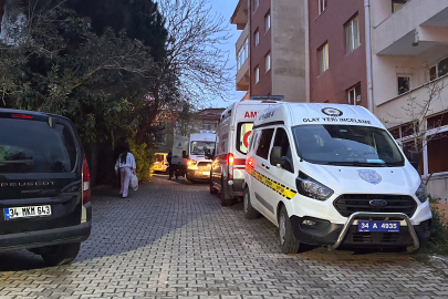 Anne ve babasını öldürüp intihar etti