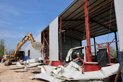 Nilüfer'de kaçak yapılara geçit yok! Ekipler affetmedi