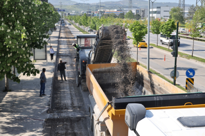 Bursa Büyükşehir’den terminal yoluna yeni asfalt
