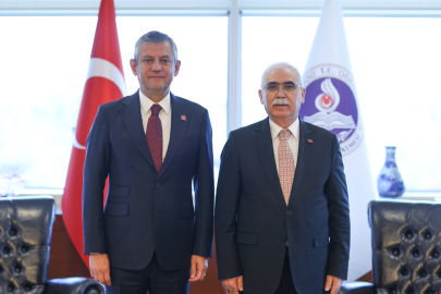 Özgür Özel'den AYM mesajı: "Hepimiz için son güvence"