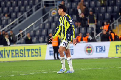 11 maç sonra forma giyen Alvarez, ıslıklandı