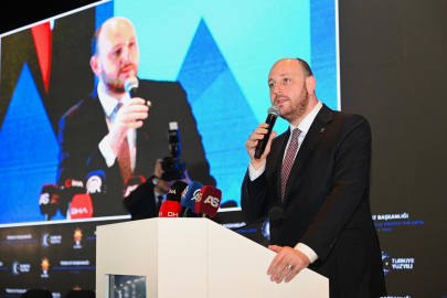Ahmet Büyükgümüş Bursa'dan seslendi: "Siyaseti koltuk kapma oyunu olarak görmedik!"