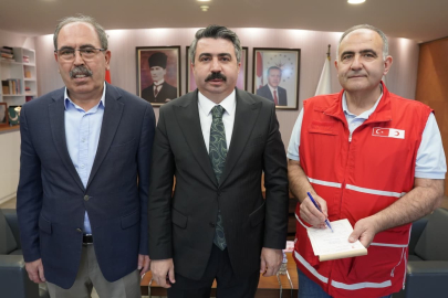 Başkan Yılmaz’dan Türk Kızılay’a anlamlı destek: Kurban vekaletini Kızılay’a verdi!