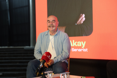 Ezel Akay: "Kısa filmlerin hepsi birer küçük sinema filmi"