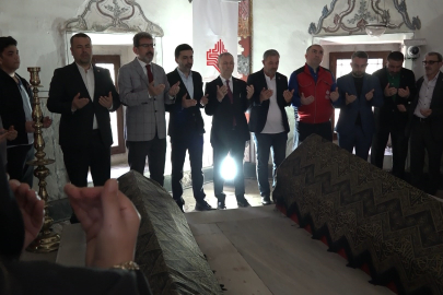Fatih’in Annesi Hüma Hatun kabri başında anıldı