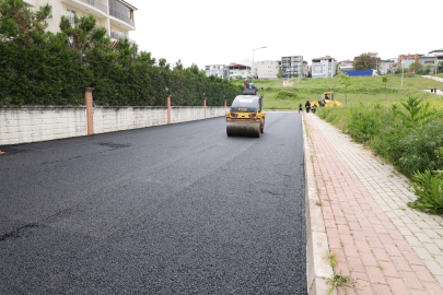 Osmangazi Belediyesi’nden Hamitler’e 230 tonluk asfalt hamlesi