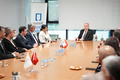 Ümit Özdağ Bursa’da akademik odalarla buluştu