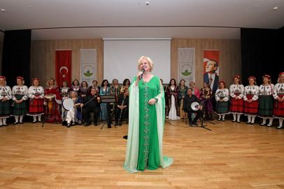 BAREM, OBAM ve ALBAM üyeleri için unutulmaz gece: Nilüfer Kadın Korosu sahne aldı