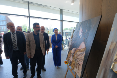 İNESMEK’te eğitim dönemi sergilerle taçlanıyor: Resim kursu görücüye çıktı