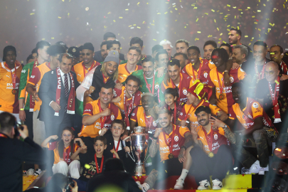 Galatasaray ligi 77 puanla şampiyon olarak tamamladı