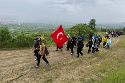 İnegöl'de 19 Mayıs coşkusu doğaya taşındı: 11 kilometrelik parkurda nefes kesen yürüyüş