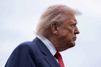 Trump: "İran'a yönelik yarın planlanan saldırıları erteledim"