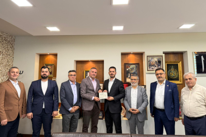 AK Parti Osmangazi sahada: Milletle iç içe, gönül gönüle siyaset!