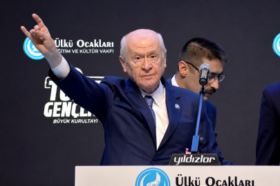 Bahçeli: “Türk’ün Türk’e küseceği çağ mıdır?”