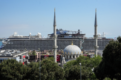 İstanbul’da yüzen şehir manzarası