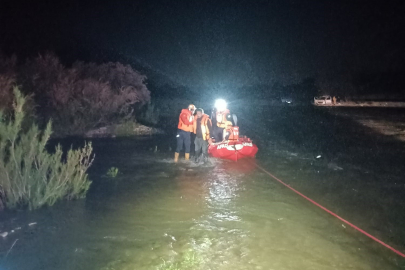 Mustafakemalpaşa Çayı’nda korku dolu gece
