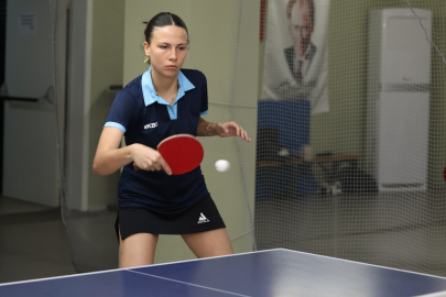 Başkan Erkan Aydın öncülüğünde spor dolu 19 Mayıs: Osmangazi'de turnuva heyecanı