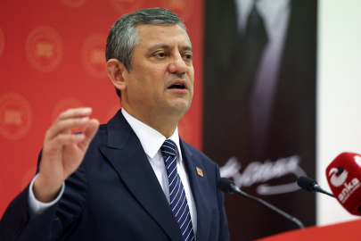 Özgür Özel’den karar sonrası ilk açıklama: "Size gül bahçesi değil, mücadele vadediyorum"