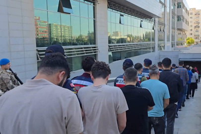 Mersin merkezli 7 ilde yasa dışı bahis operasyonu: 28 tutuklama