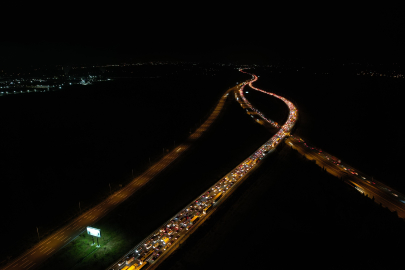 Bayram göçü başladı: Otoyolların kesişim noktasında trafik durdu