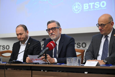 İbrahim Burkay açıkladı: "Artık dünyanın en büyük çarşısı telefon ekranları"