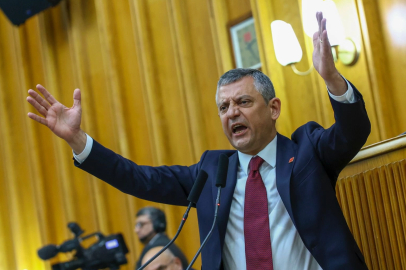 Özgür Özel TBMM’de: “Esas olarak meydandayız”